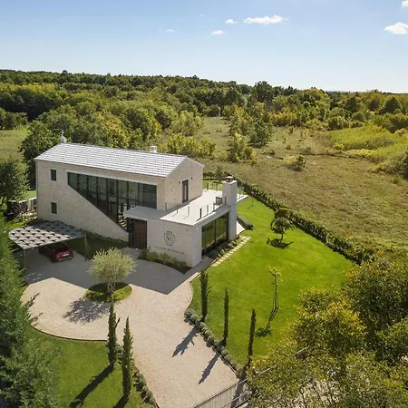Valens Villa *