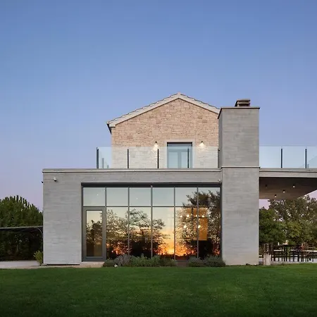 Valens Villa