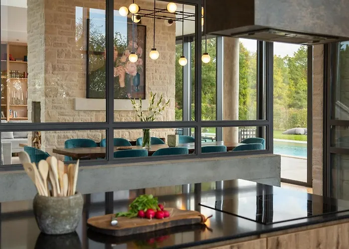 Valens Vila Radetici